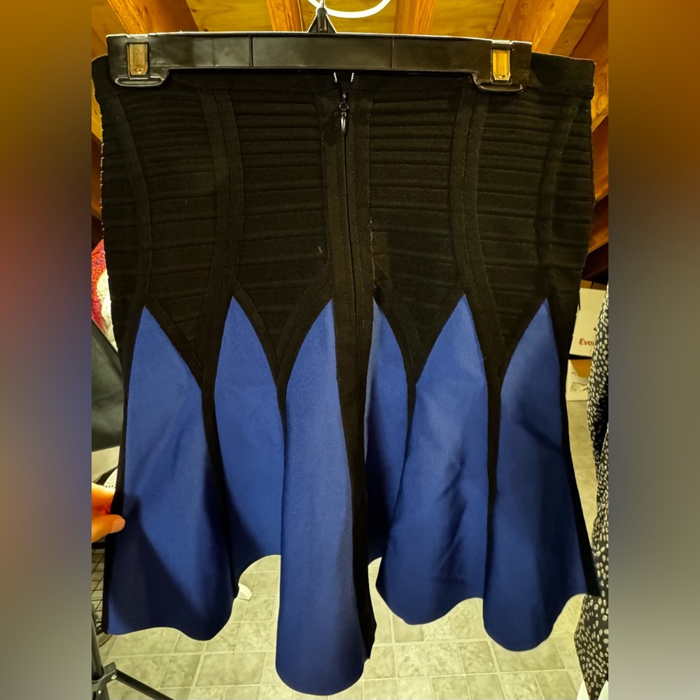 Herve Leger Skater Skirt - Picture 6 of 6